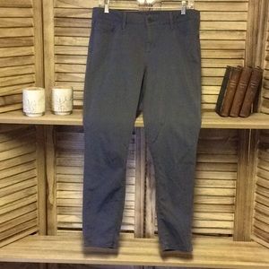 🐞 Eddie Bauer Slightly Curvy Skinny Jeans Grey size 8